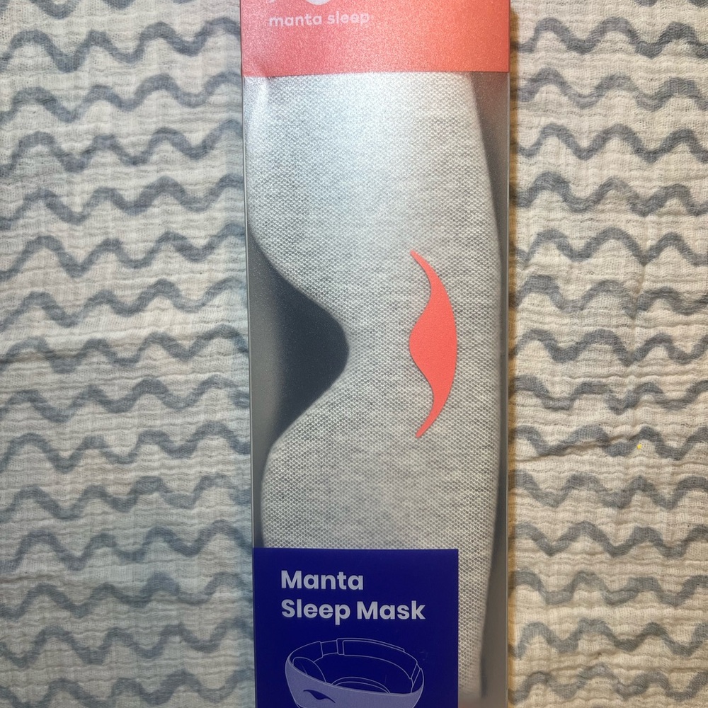 Manta Sleep Mask – 100% Blackout, Adjustable, Zero Eye Pressure (Open Box)